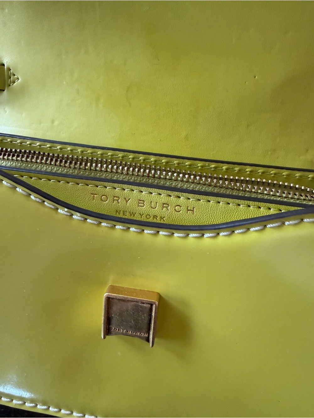 Tory Burch Chartreuse Leather Chain Crossbody - Picture 2 of 4
